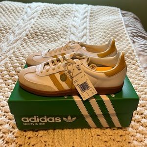 Brand new with tags and box sporty and rich sambas
